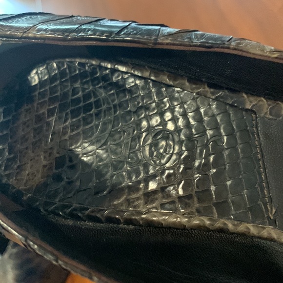 Christian Dior python peep toe heels in rich chocolate brown color - Picture 6 of 8